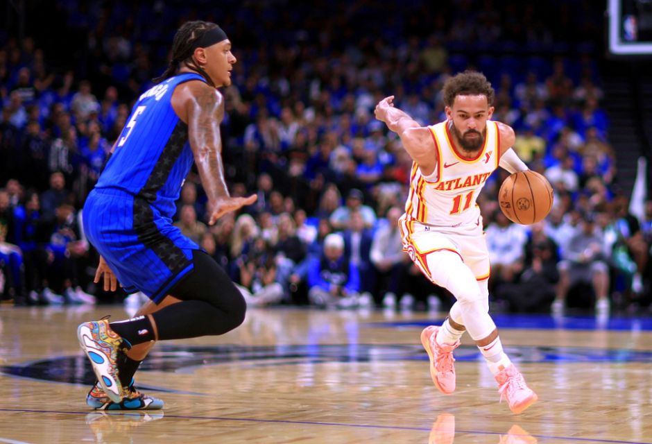 青岛西海岸晒视频：把口号带到诺坎普，老外喊“战斗青岛队”（青岛西海岸发布视频：口号响彻诺坎普，外国球迷高喊“青岛队，战斗！”）