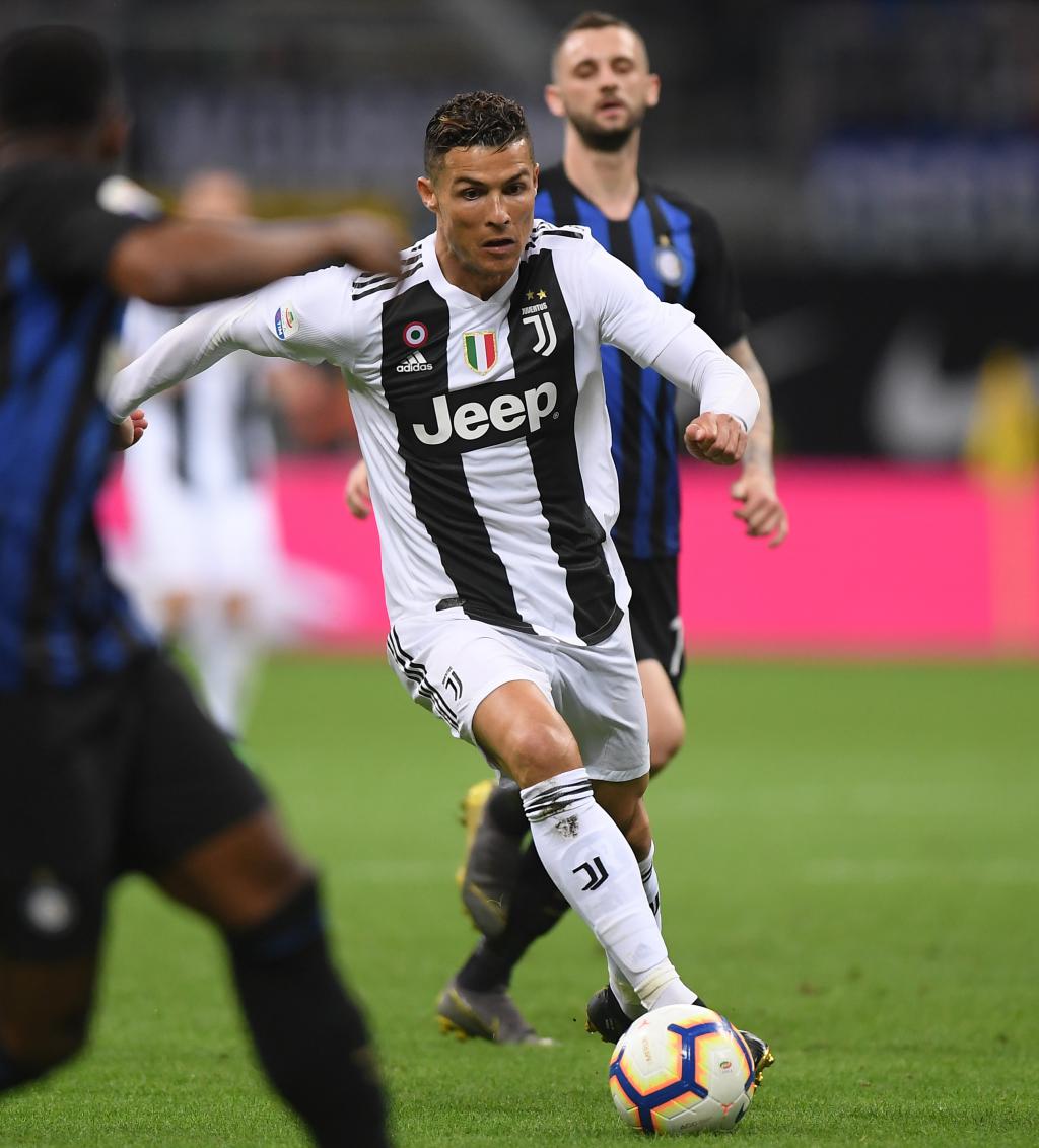 德甲战报：Y.迪奥曼德帽子戏法，RB莱比锡6-0狂胜法兰克福