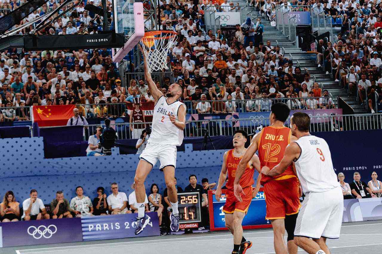 传闻：阿森纳球探继续考察巴奥亚本轮表现，他表现平平（据悉阿森纳球探再度现场观察巴奥亚，本轮发挥一般）