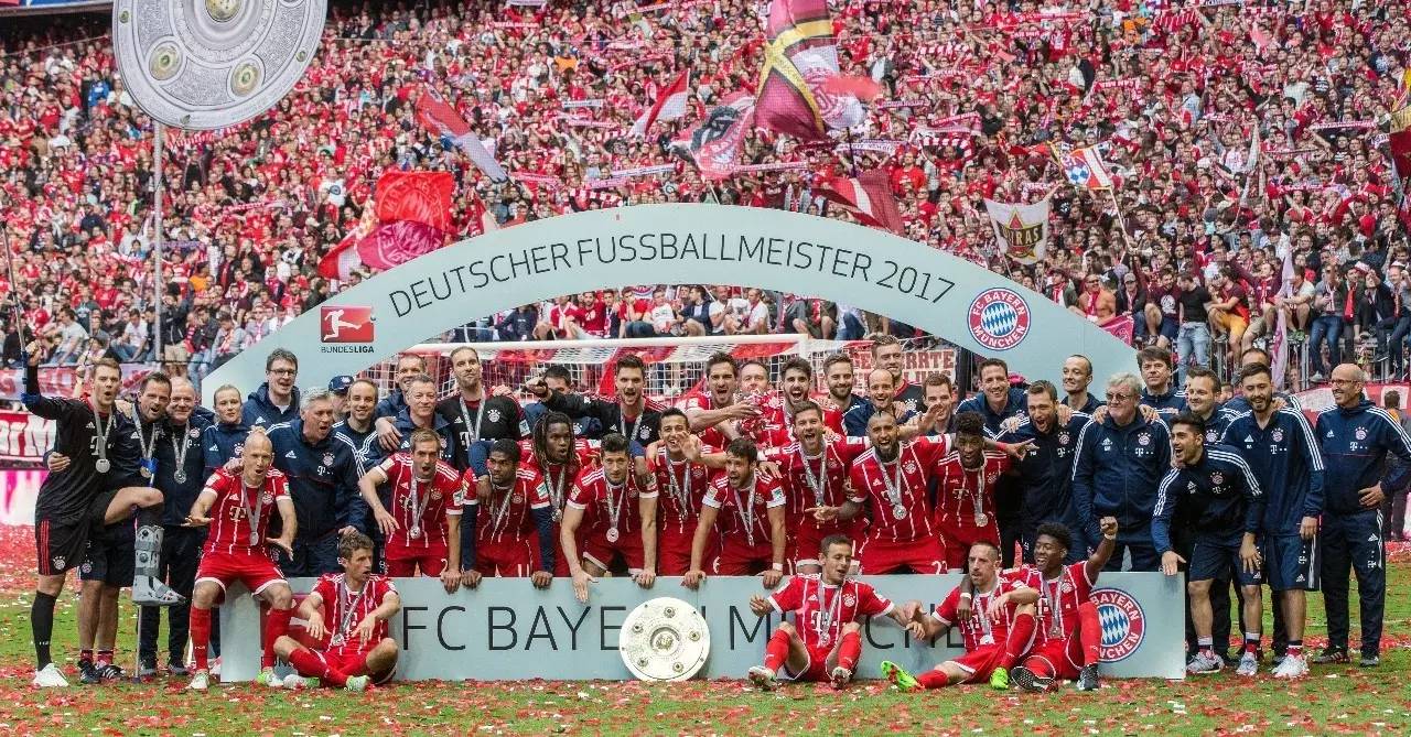 杰伦·约翰逊成老鹰队史常规赛首位单场拿15+15+15球员（队史首人！杰伦·约翰逊常规赛单场15+15+15）