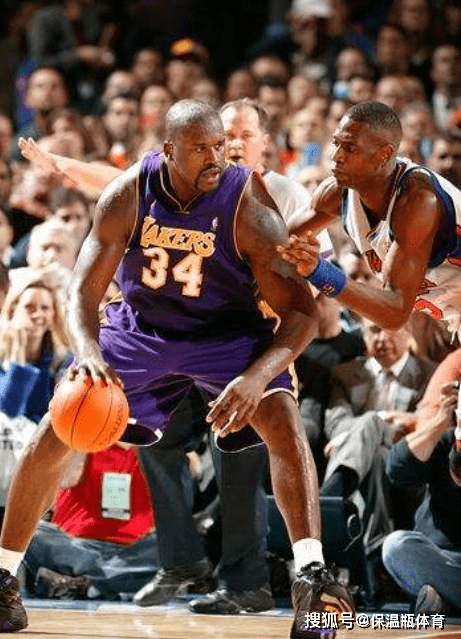 张知垚到北汽男篮之后的正式比赛初体验（张知垚加盟北汽男篮后的正式赛场首秀）