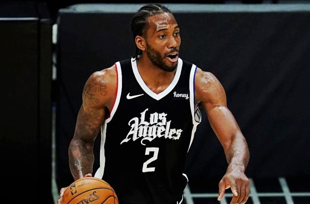 梅西决赛2助攻！率队3-1首次夺冠，一夜又创纪录：生涯47次捧杯（梅西决赛两助攻，率队3-1摘队史首冠，一夜再刷纪录：生涯第47冠）