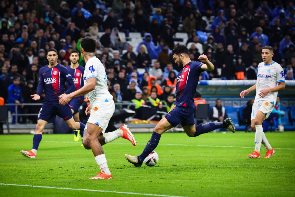 足协杯决赛裁判：韩国裁判高亨进任主裁，德国裁判丹克特任VAR（足协杯决赛执法阵容：韩国裁判高亨进主哨，德国裁判丹克特负责VAR）