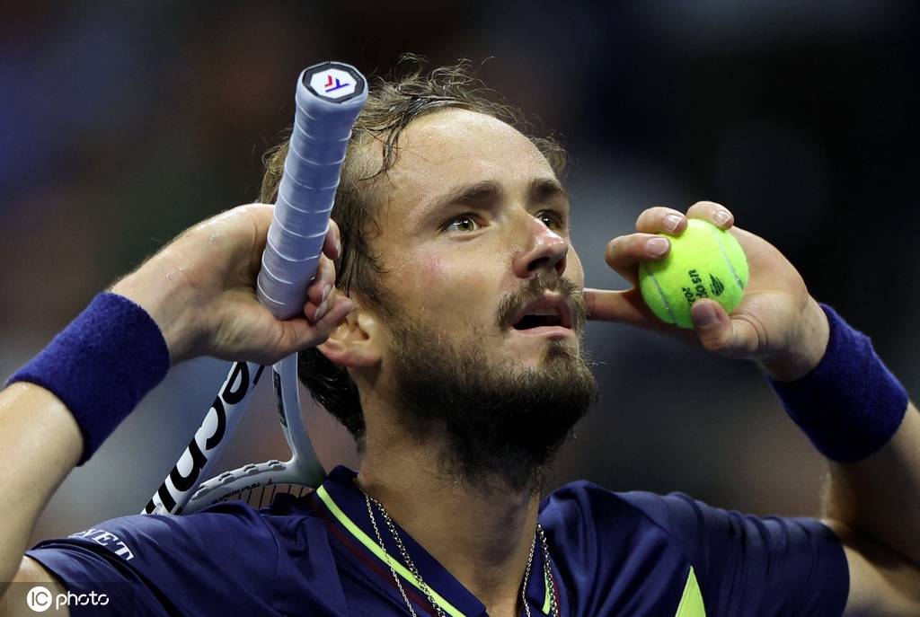 不仅指场上 不仅指场上