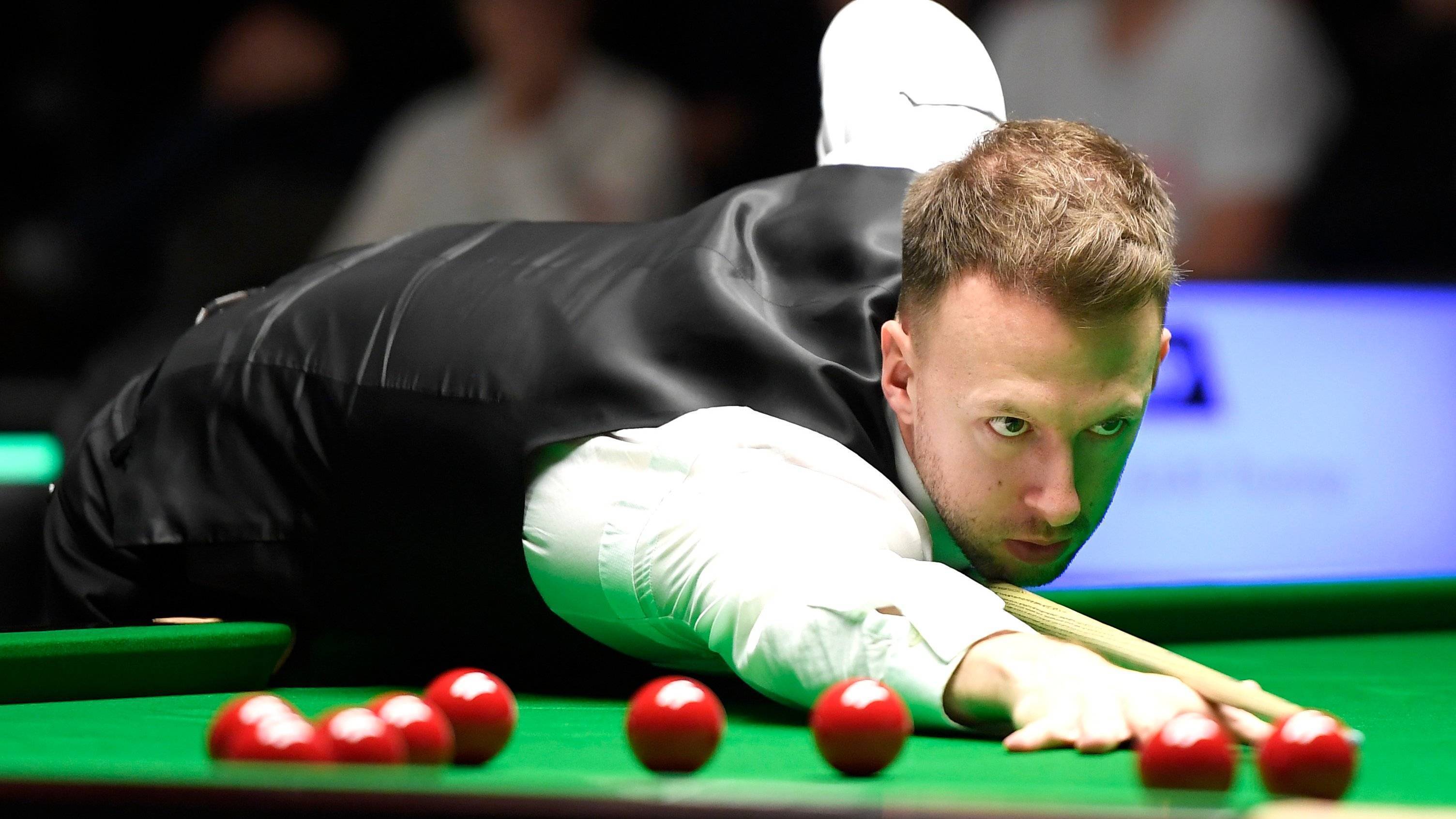 此球贴地直 此球贴地直