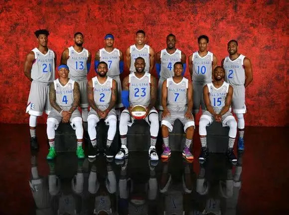 到如今年轻 到如今年轻